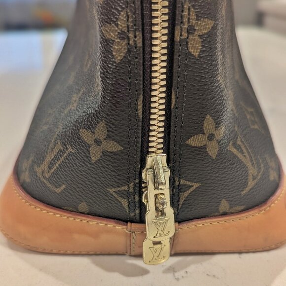 Louis Vuitton ALMA PM Handbag 100% AUTHENTIC - Picture 4 of 16